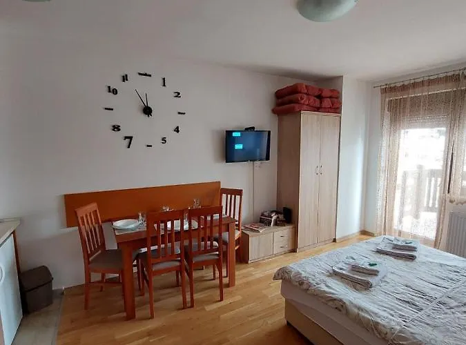 69 公寓 兹拉蒂博尔